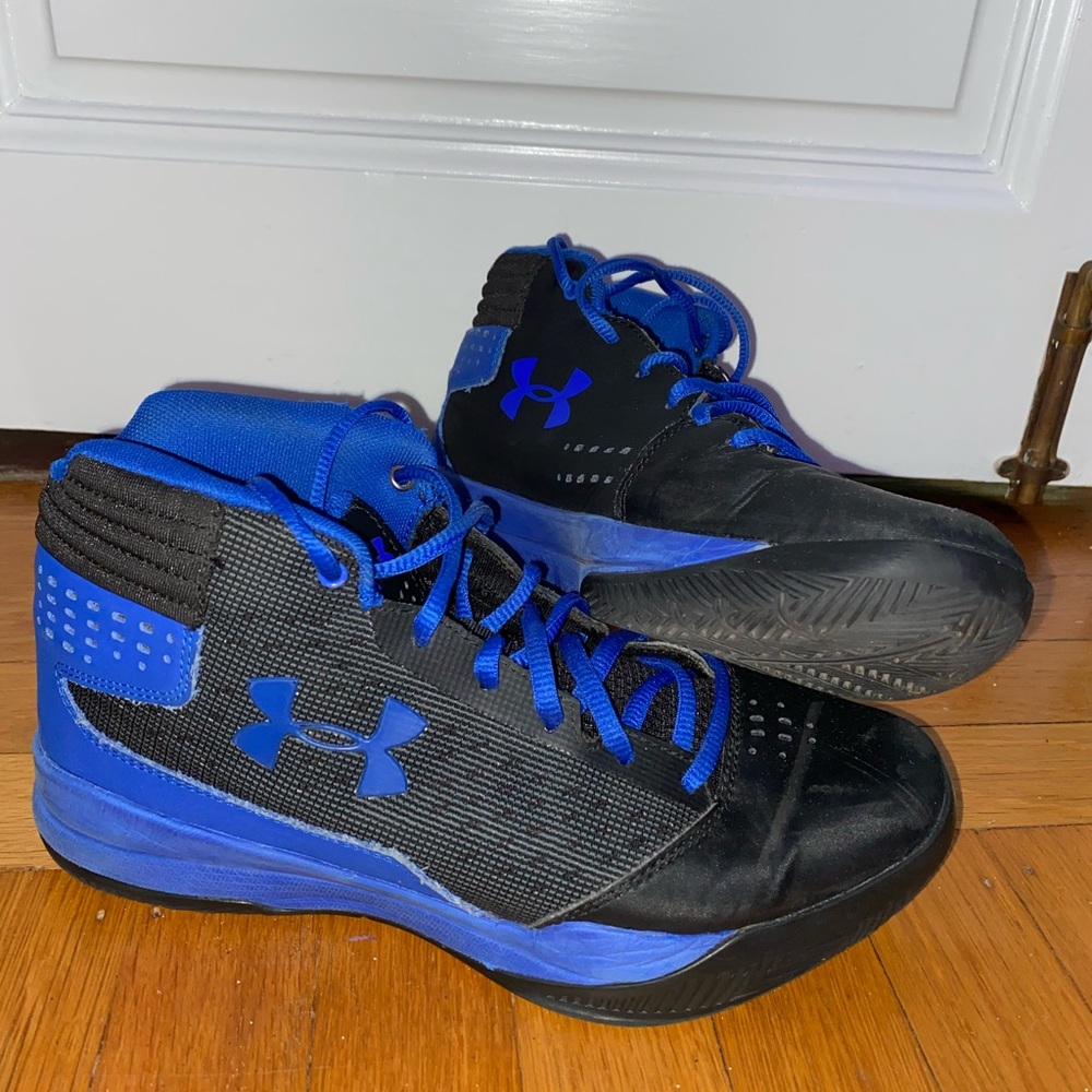 UNDER ARMOUR Basketball Shoes